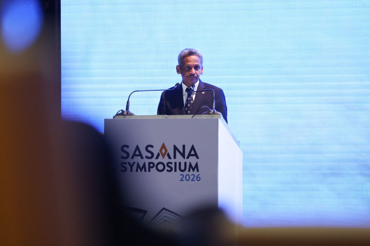 Malaysia's 2026 growth likely at upper end of 4-5% range despite energy supply shock - Bank Negara governor