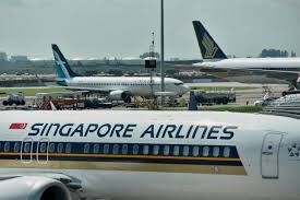 Singapore Airlines posts first quarterly loss since 2022