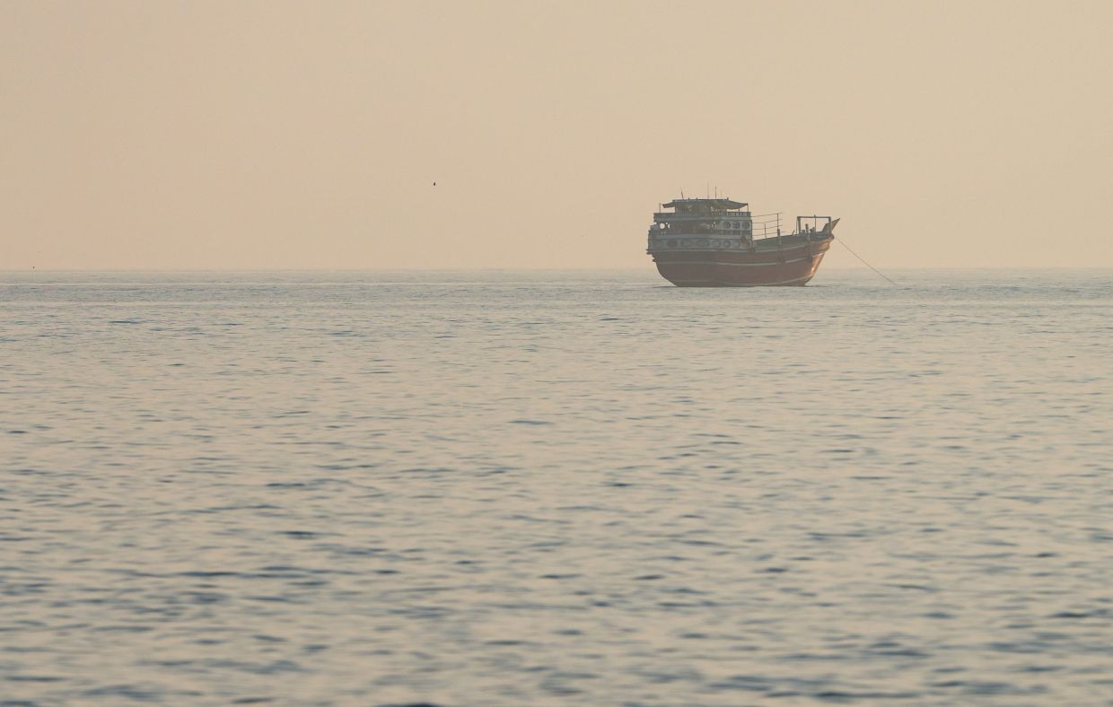 Another controversy in the Middle East: Iran threatens Hormuz ban for ...