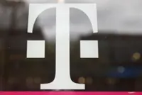 T-Mobile says service restored after US outage