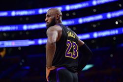 NBA-LeBron James to wear No. 23 as 76ers officially announce his signing