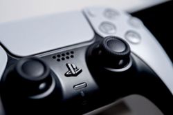 Thousands of PlayStation users unable to access games amid outages