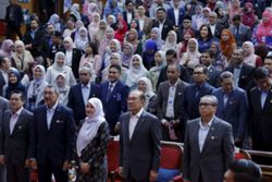 Form Six to stay under Education Ministry, says Anwar