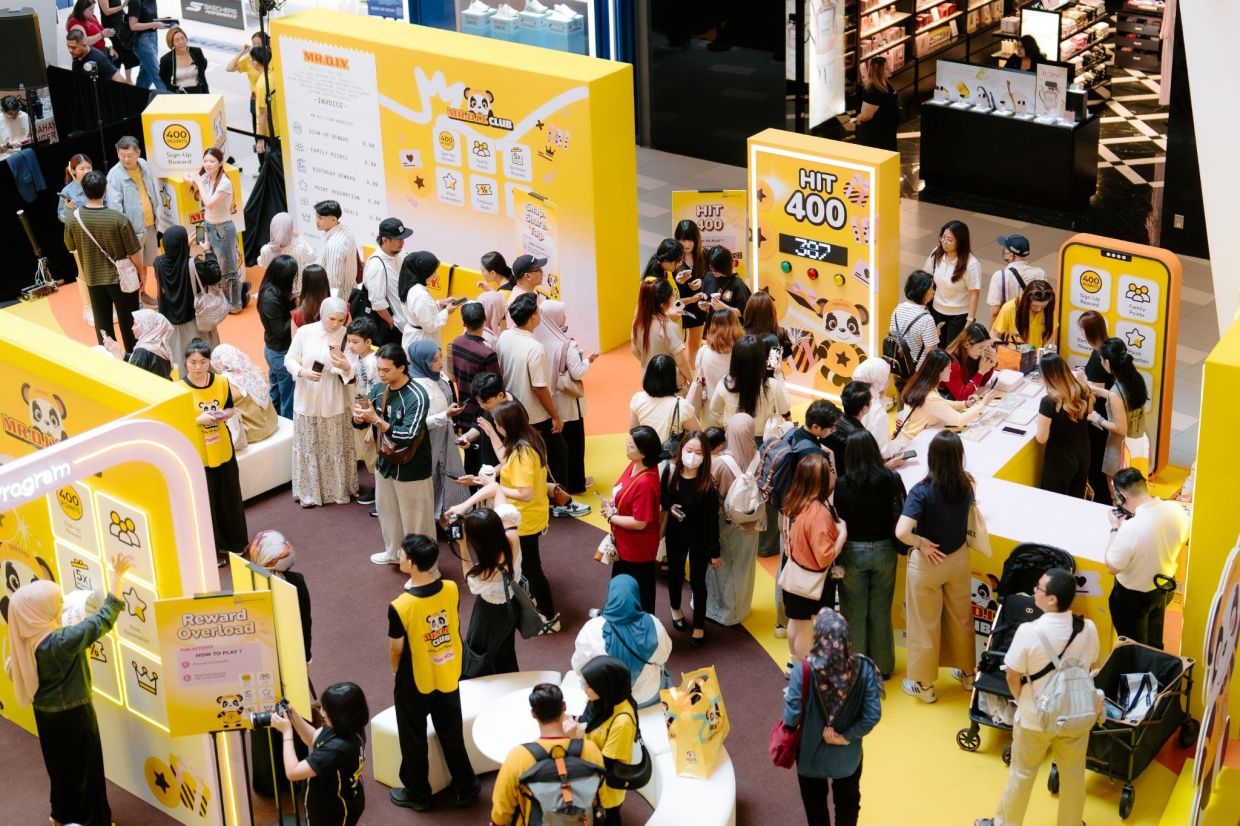 From interactive games to exciting challenges, attendees enjoyed a range of activities designed to let them earn points while celebrating the launch.