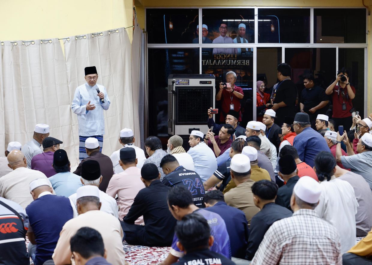 Negri polls: Anwar welcomes criticism, but says govt should not be accused ...