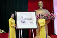 Commemorative stamp issued to mark 300th birth anniversary of Vietnamese scholar Le Quy Don