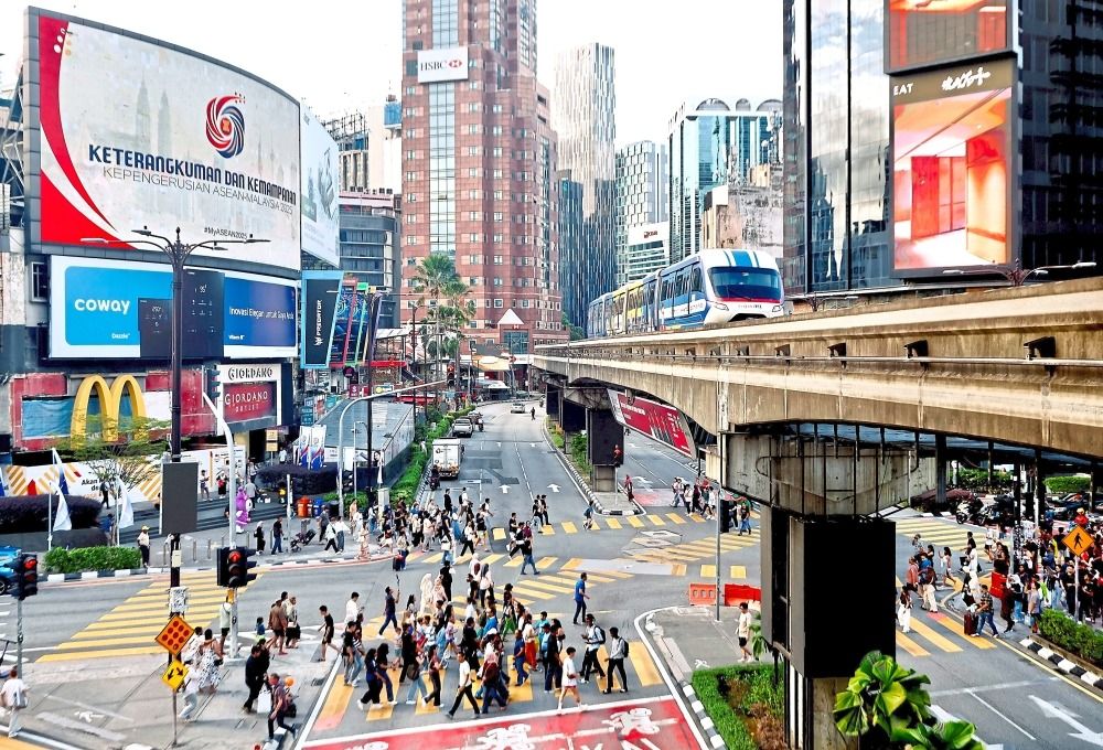 Malaysia's economic outlook remains steady as growth momentum continues