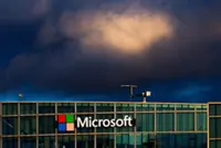 Microsoft sees strong cash flow, lower capex