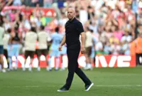Soccer-Slot turns down chance to become Netherlands coach