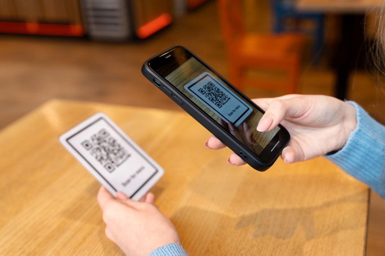 QR codes make their way down wedding aisles