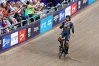 Fahmi congratulates Azizulhasni on winning Glasgow Commonwealth gold