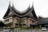 Barisan biggest winner in Negri state polls, says EC chairman