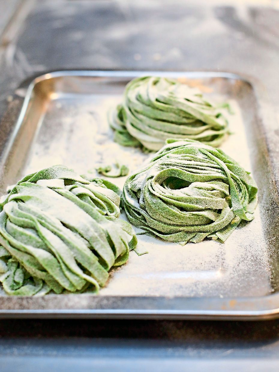 Fresh pasta doesn’t have to be dried and is instead dusted with flour to keep its shape intact and prevent it from clumping.