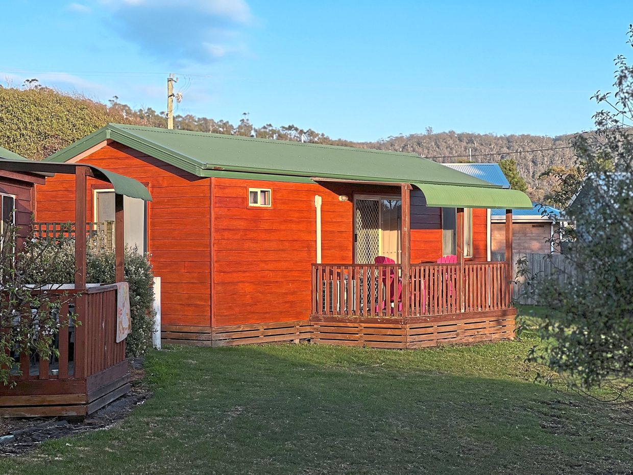 The writer’s cosy cabin in Bicheno.