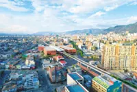 Shocker in the Americas: Chinese executive filmed taking cash on Colombia metro, South America’s biggest project