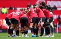 Soccer-Manchester United hire Olid to lead women's team