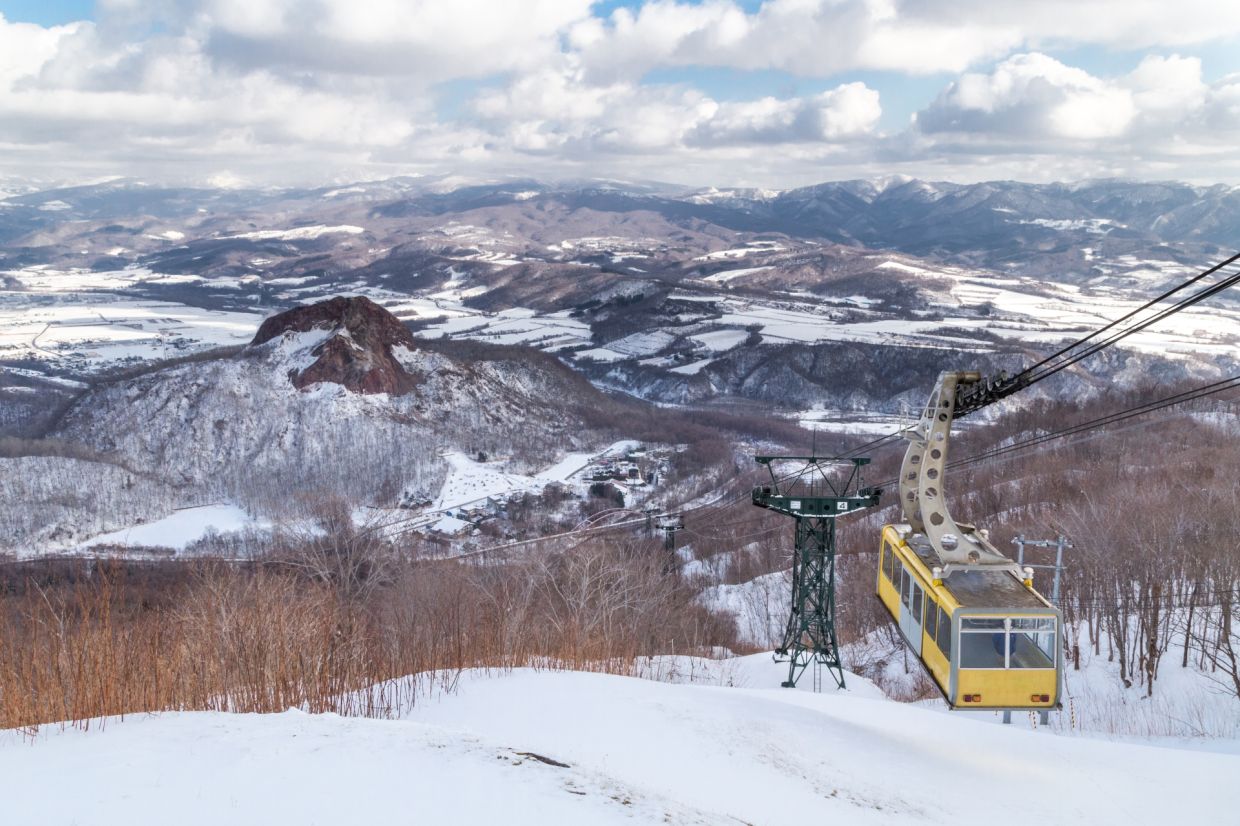 For the last 15 years, Apple Vacations’ “White Hokkaido Love Story” itinerary has celebrated the snow, scenery and heartwarming memories of Hokkaido with countless travellers.