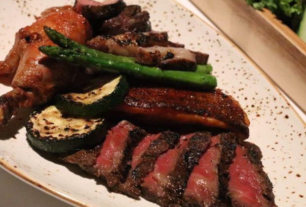 Surf and Turf Platter, Gu:um’s signature charcoal-grilled centrepiece at Atas.
