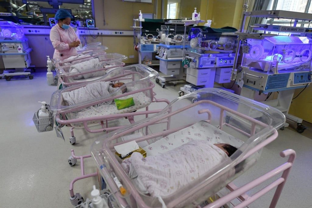 The details surrounding this mix-up remain murky, as the maternity ward, at the time, lacked identification wristbands, relying solely on name cards tucked in each baby’s swaddling. - Photo: AFP