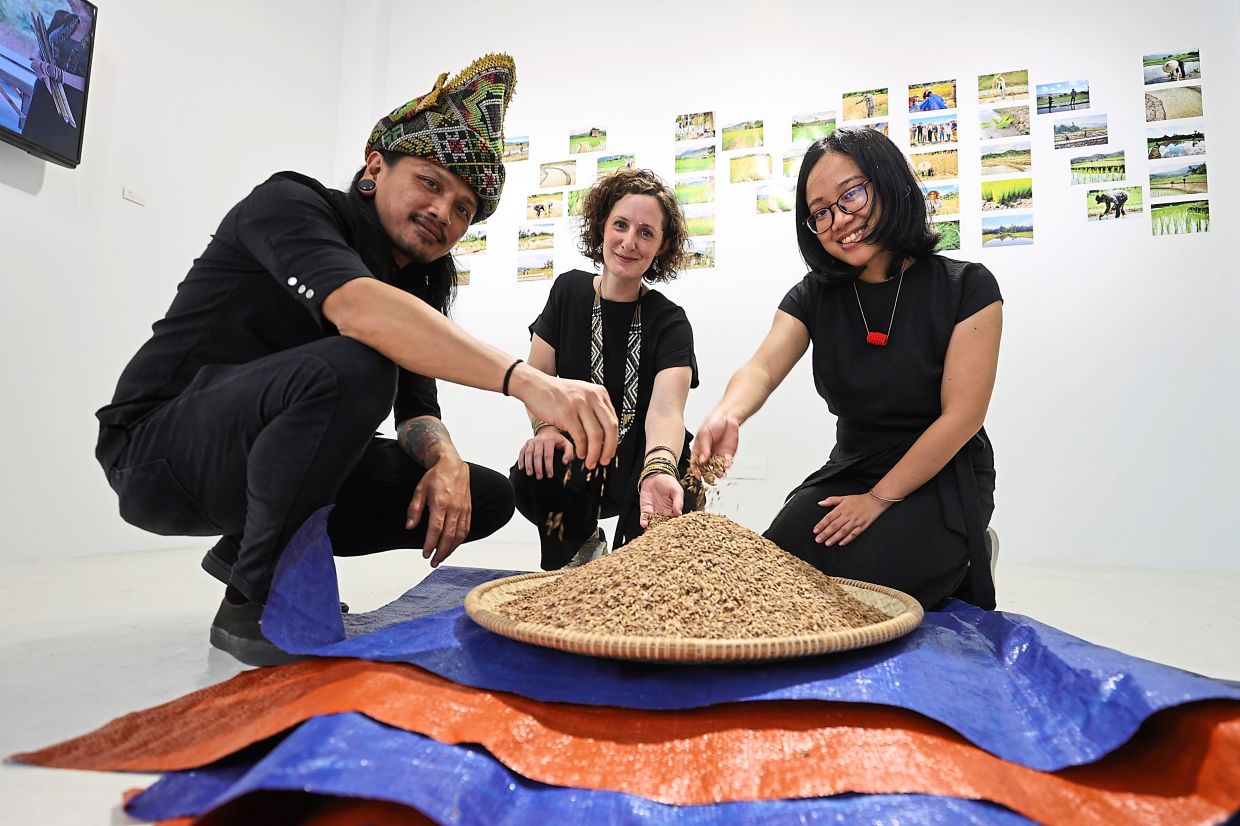 A 2023 file photo featuring (from left) Gindung McFeddy Simon, Catriona Maddocks and Bethany Luhong Balan, cultural activists and artists from Sabah and Sarawak. Photo: The Star/Glenn Guan