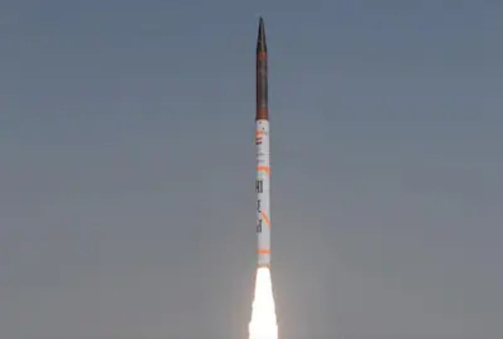 India test-fires medium-range ballistic missile