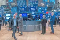 AI profits fuel Wall Street rally, mid-term risks linger