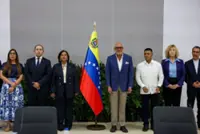 Venezuelan acting government, opposition delegation begin talks