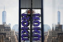 Roku beats quarterly revenue estimates on advertising, subscriptions strength