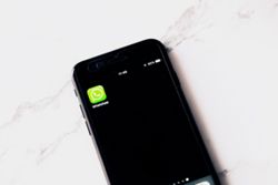 WhatsApp tests age confirmation in largest market India