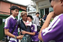 Thai students in disbelief after deadly school shooting