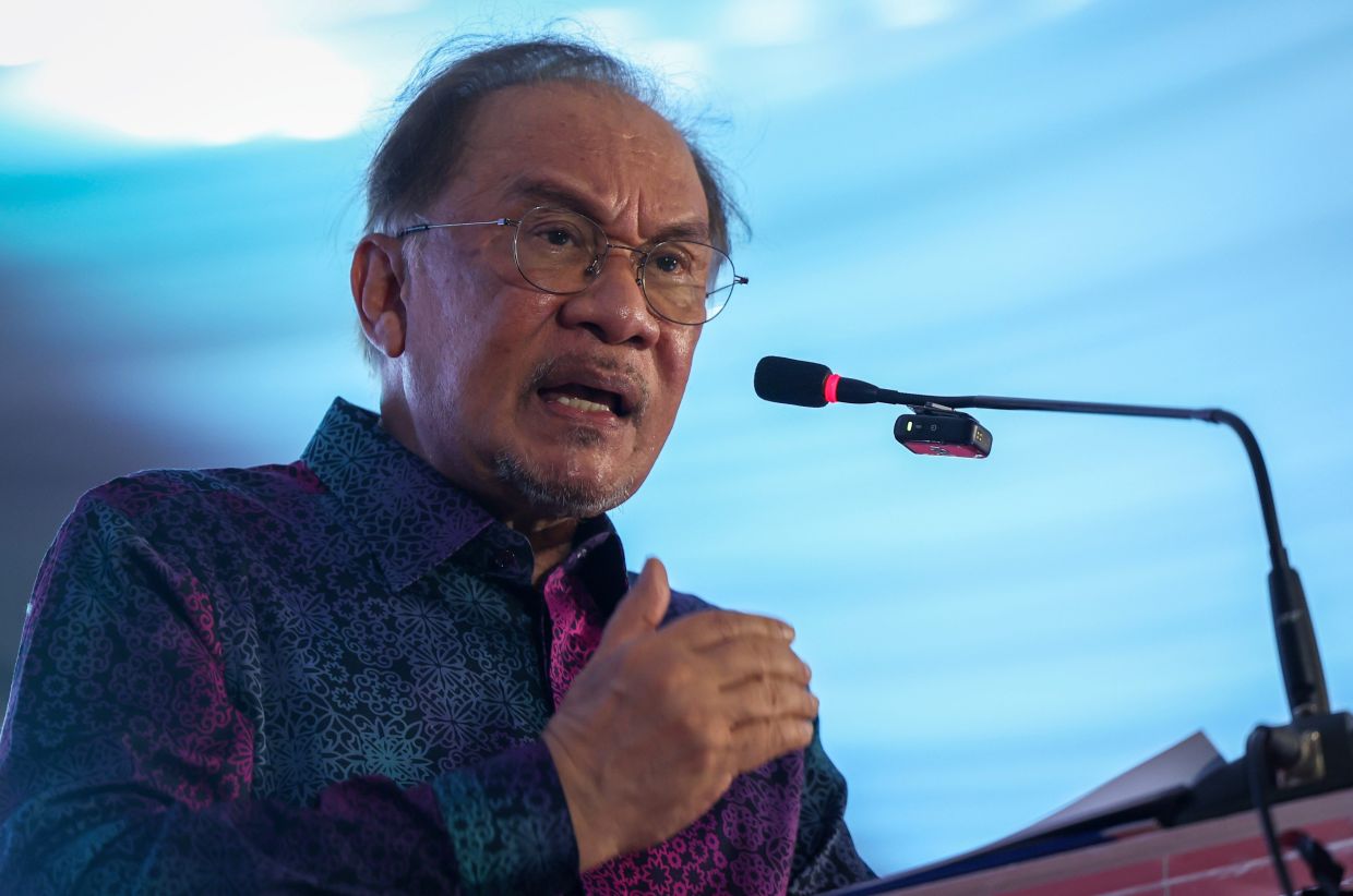 Political differences must not block federal-state cooperation, says Anwar