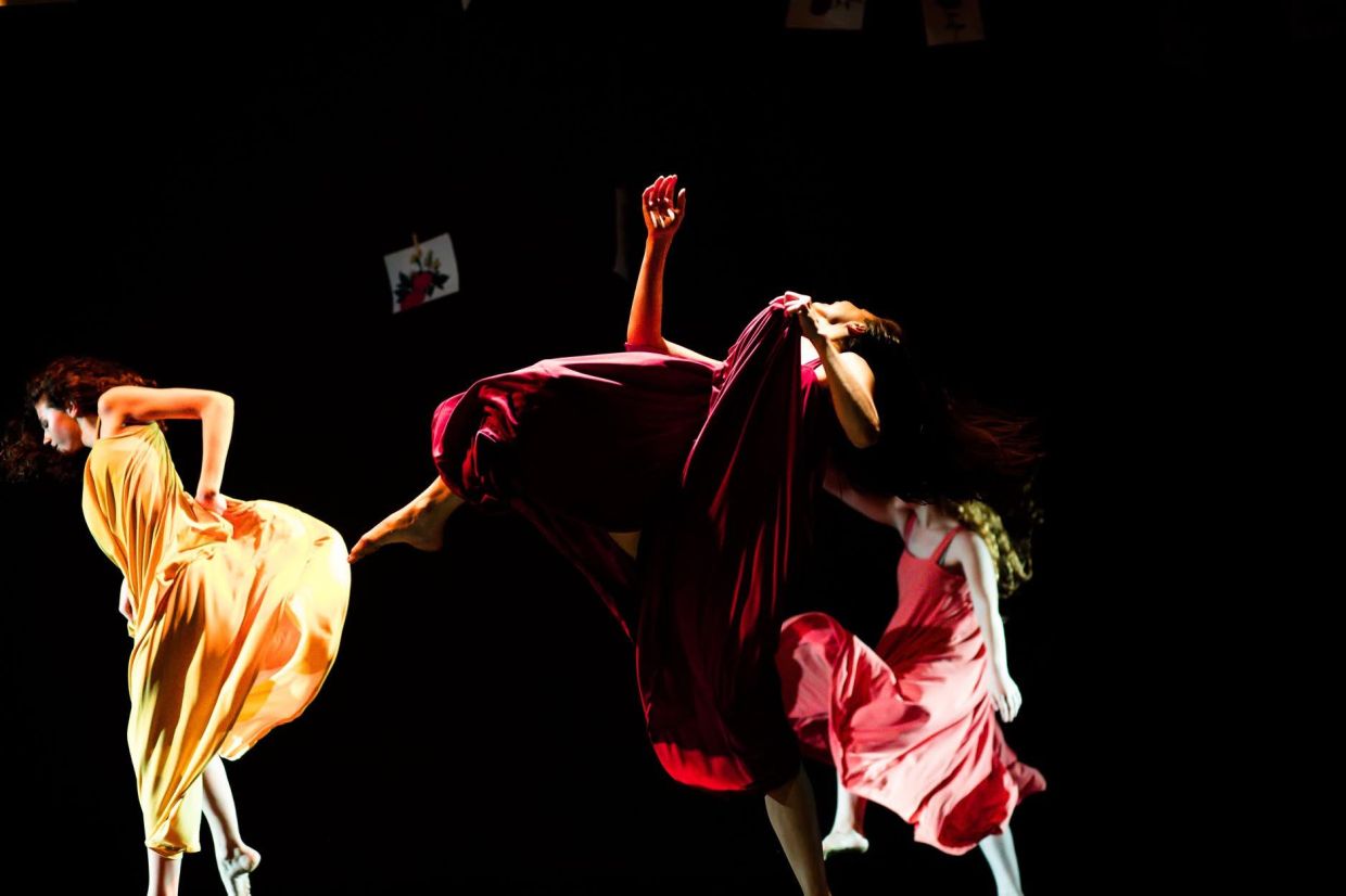 'Unbound' sees Shim collaborating with WMP to bring a contemporary dance dimension to the baroque experience. Photo: Kenny Shim Dance Collective 