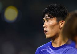 Soccer-Palace sign Japan defender Tomiyasu after trial period