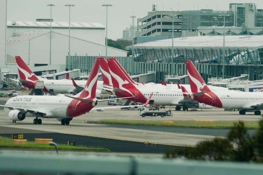 'Near collision' of two passenger planes at Sydney Airport ...
