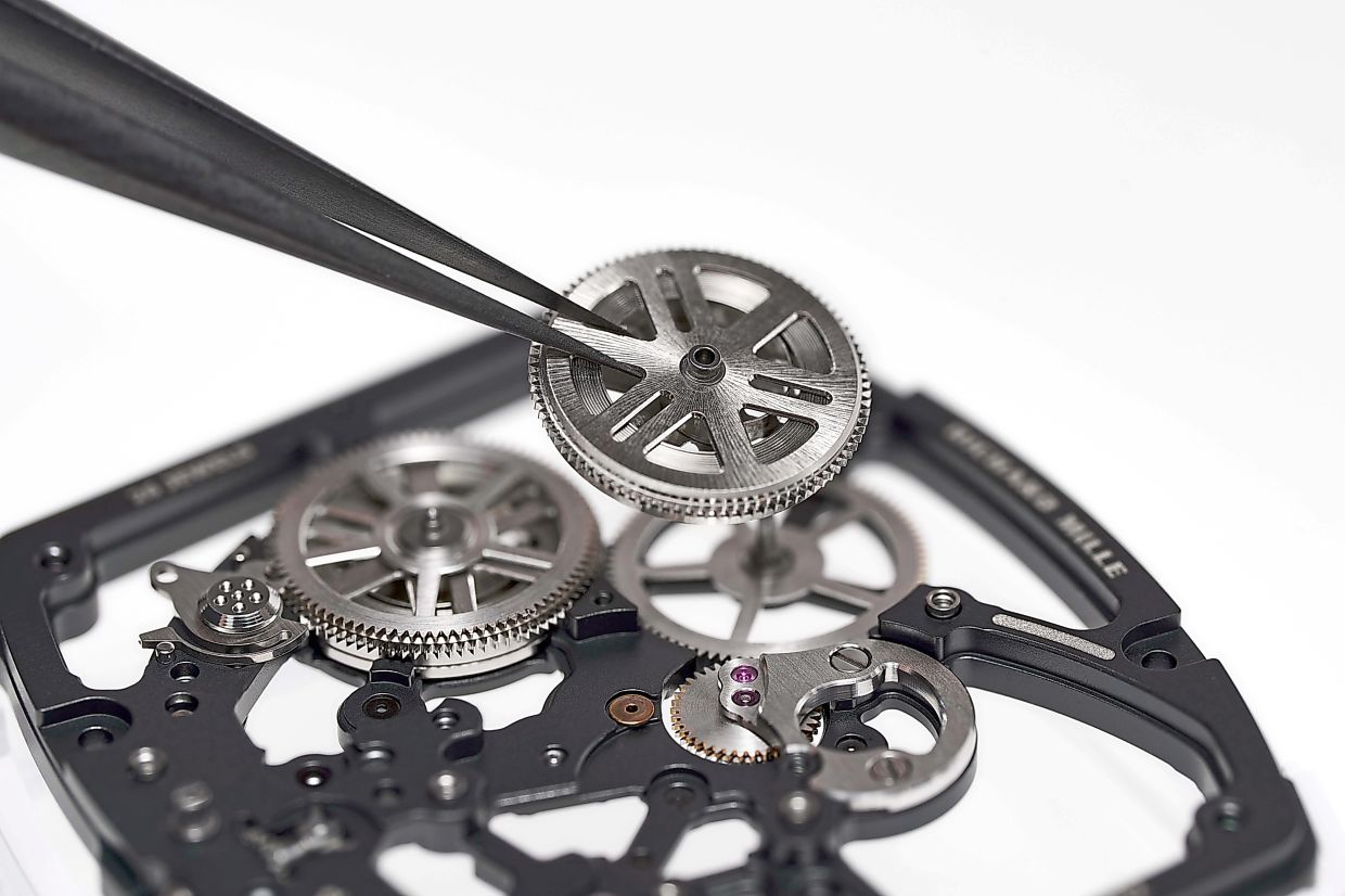 Each element in the RM 55-01 earns its place through function.