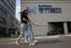 Chinese users of AI companions bereft after government tightens regulations