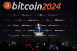 Analysis-Crypto bill faces long odds after Senate punts vote to September