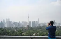 Haze returns as Indonesia fires rage