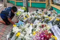 Thai PM suspends firearm purchase licences after school shooting
