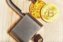 Hack of supposedly safe Bitcoin tool tries faith of the devoted