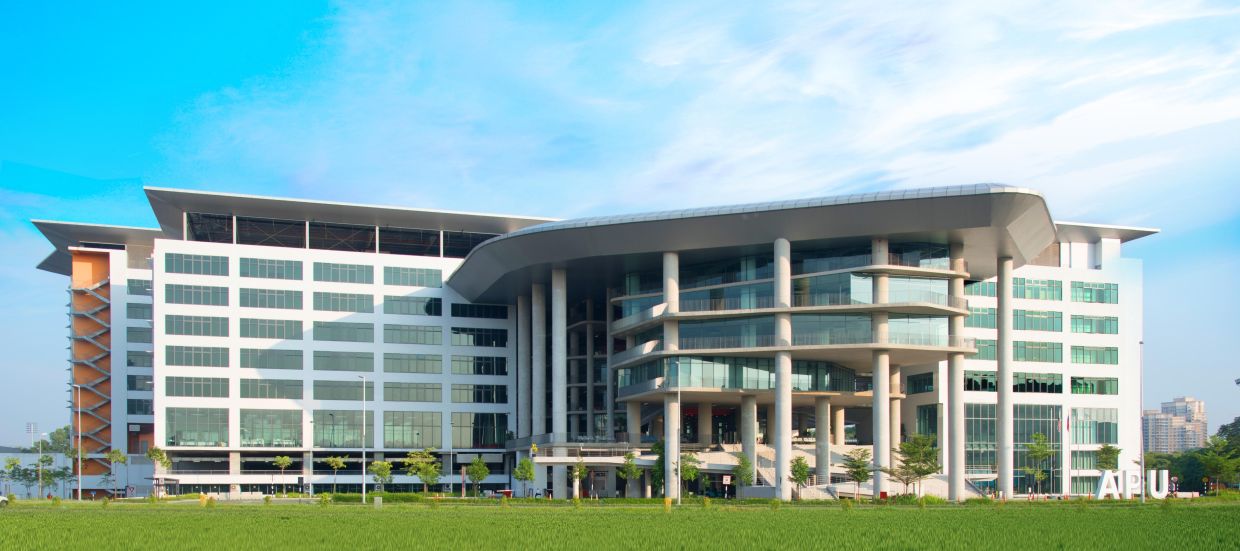 APU purpose-built campus with ultra-modern design is strategically located in Malaysian Research Accelerator for Technology and Innovation (Mranti) Kuala Lumpur.