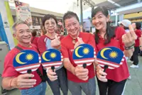 Sharing memories and joy of growing up along with the nation