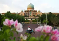 Outdated fiscal system fuels Putrajaya-state rift
