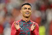 Soccer-Ronaldo weds longtime partner Rodriguez in Portugal