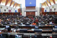 Opposition split amid Dewan Rakyat walkout