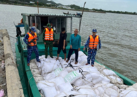 Over 20 tonnes of smuggled sugar seized off Vietnam's An Giang coast