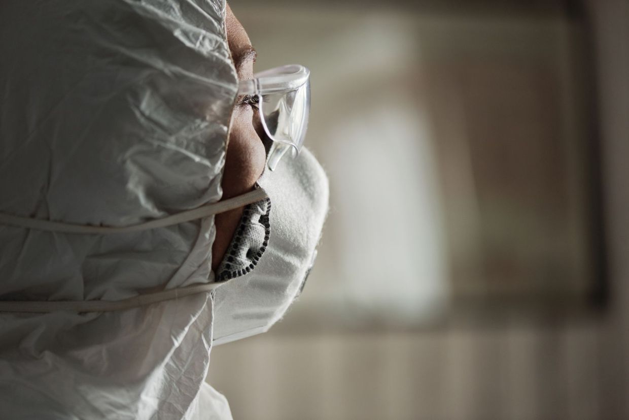 UK plans safeguards to stop terrorists using AI for bioweapons