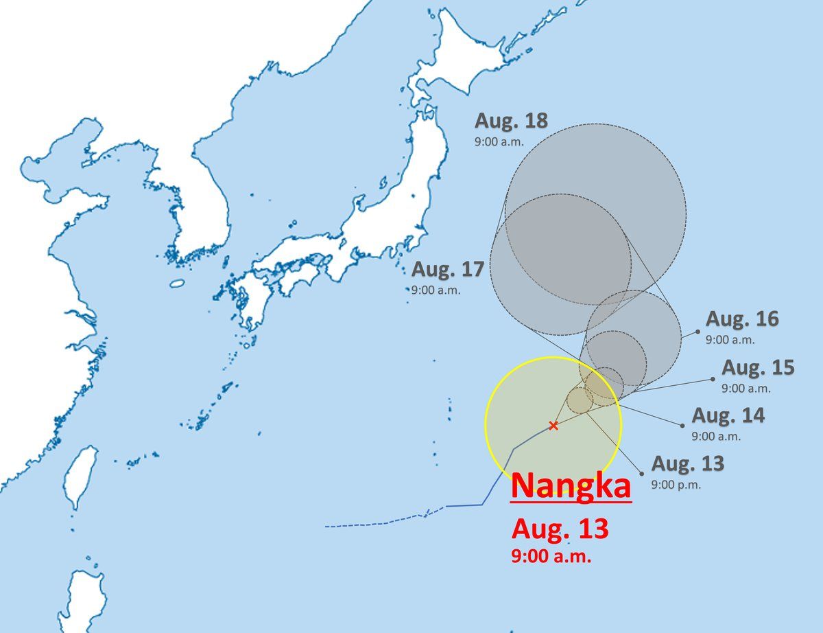 Taifun Nangka nähert sich langsam Japan in der Nähe der Ogasawara-Inseln