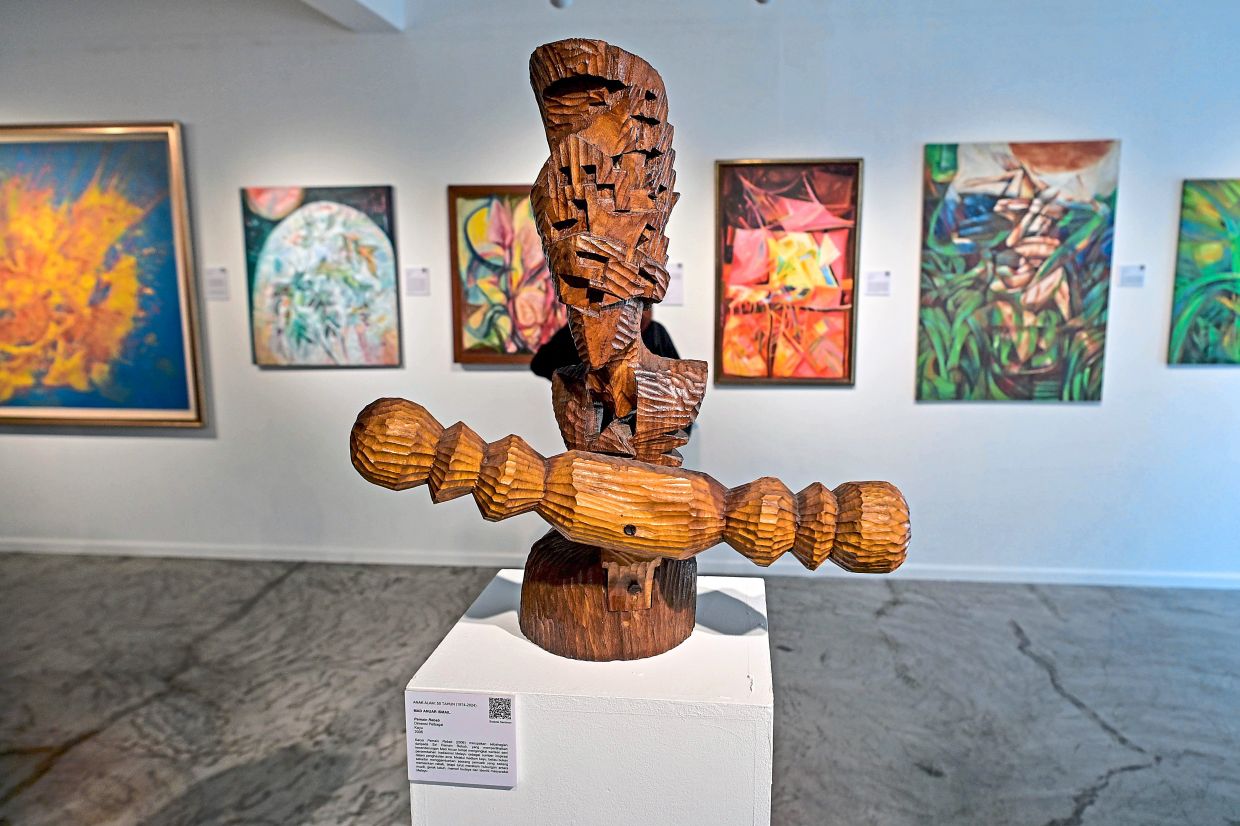 An artwork by sculptor Mad Anuar Ismail, who is known for his wood and steel sculptures rooted in Malay folklore and traditional aesthetics. Photo: Bernama 