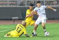 Young defender Alif ready to fill big boots
